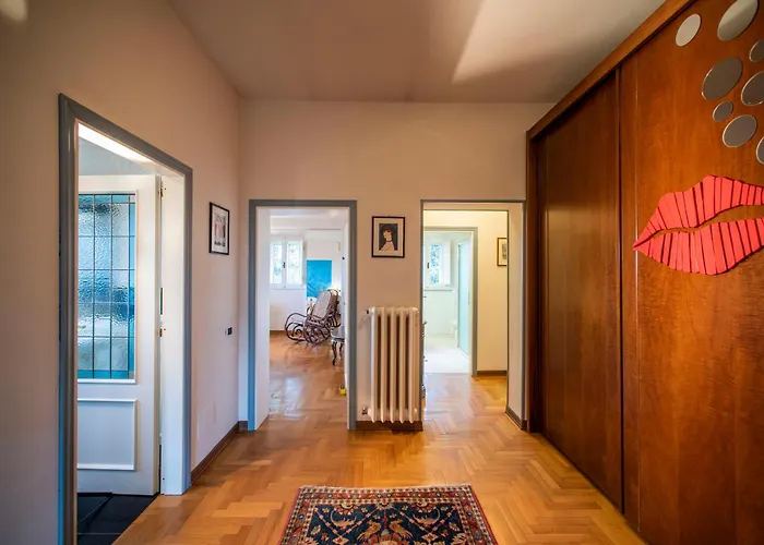 Elvira 1931 דירה *