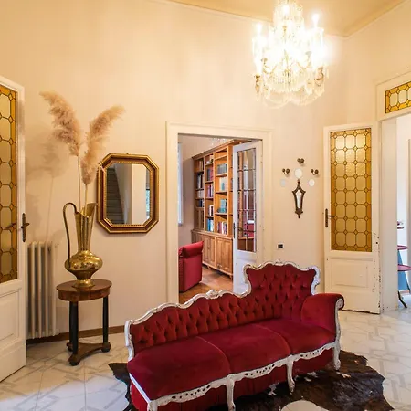 Elvira 1931 Apartment *