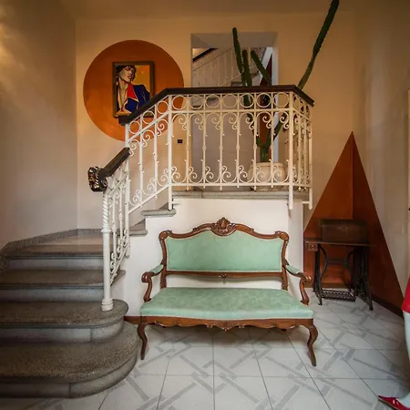 Elvira 1931 Apartmán *